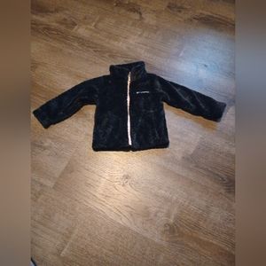 Columbia 2T color Black